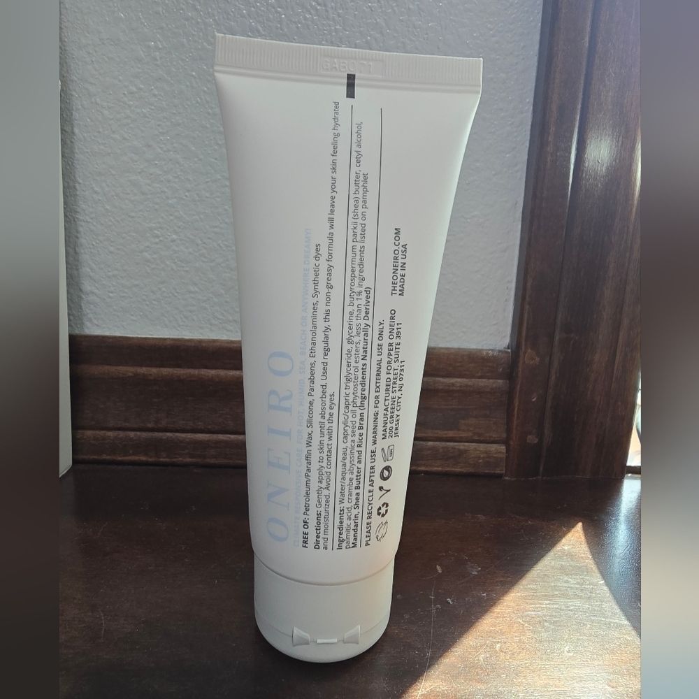 Oneiro Sunchasers Body Milk Hydrate & Moisturize Made in the USA 3oz New Sealed - Picture 4 of 5